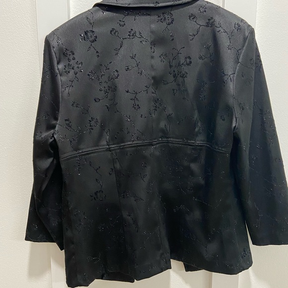 Jacket (size 9/10) top and skirt (size 7/8) set - Picture 2 of 9